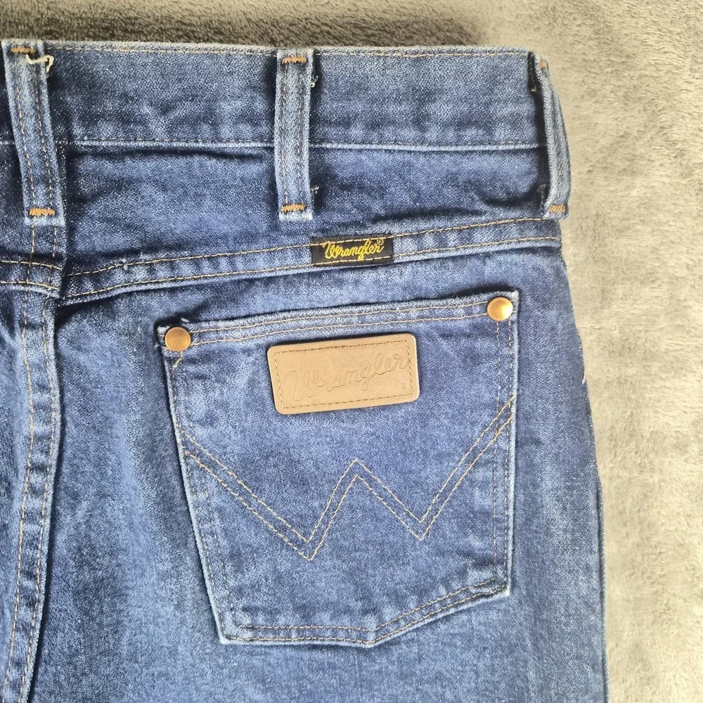 Vintage Wrangler Jeans Mens 32x34 Blue Denim 100% Cotton Western Cowboy Made USA